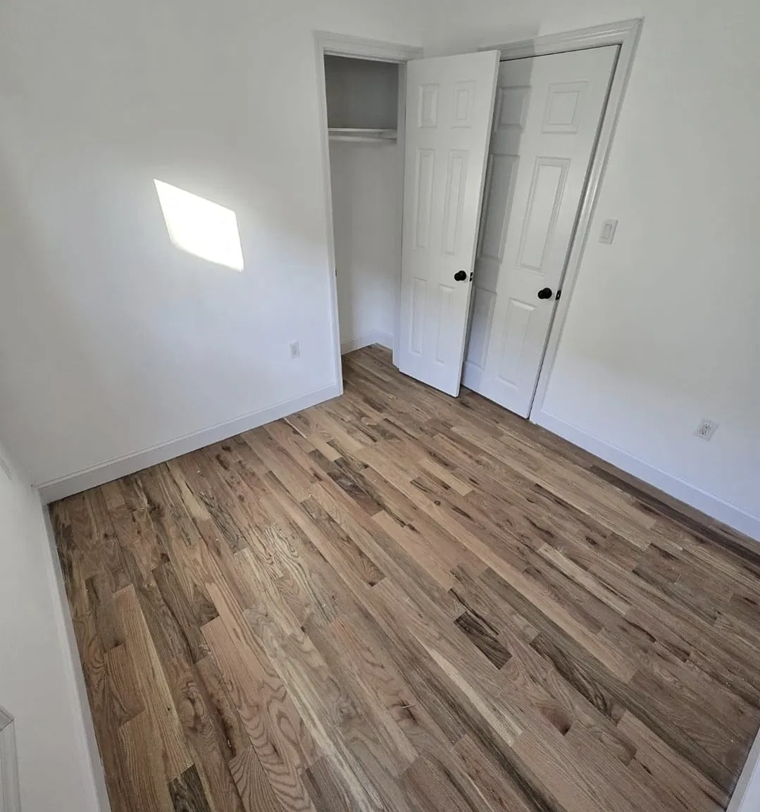 13-67 Dickens Street — Photo 4
