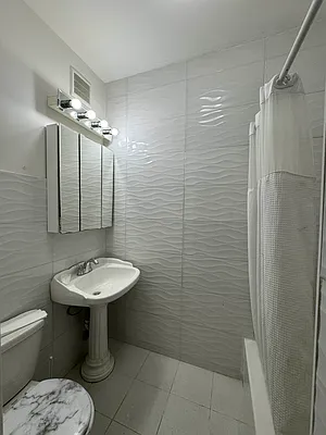 Rented by Coldwell Banker Reliable Real Estate | media 22