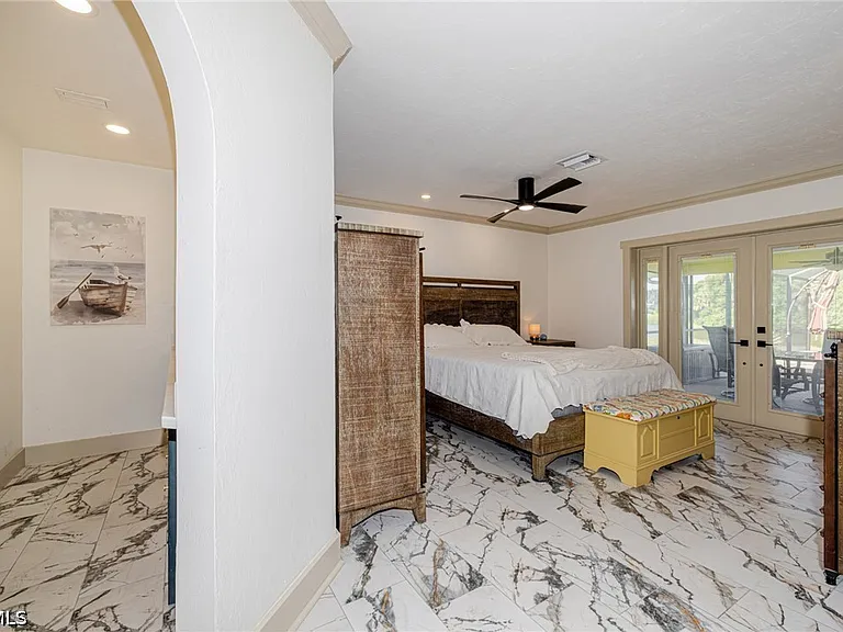 2507 Lakeview Dr — Photo 26