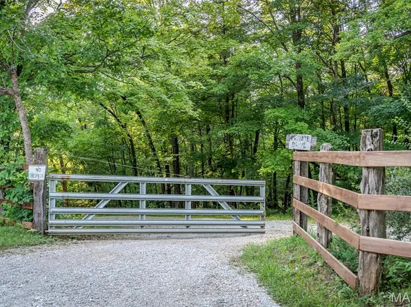 109 Lager Ln, Robertsville, MO 63072