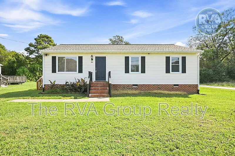 201 Evergreen Ave