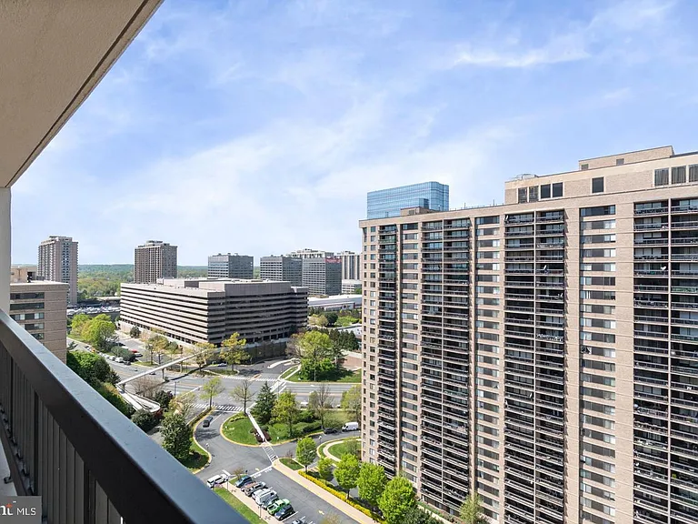 3705 S George Mason Dr #2202S — Photo 19
