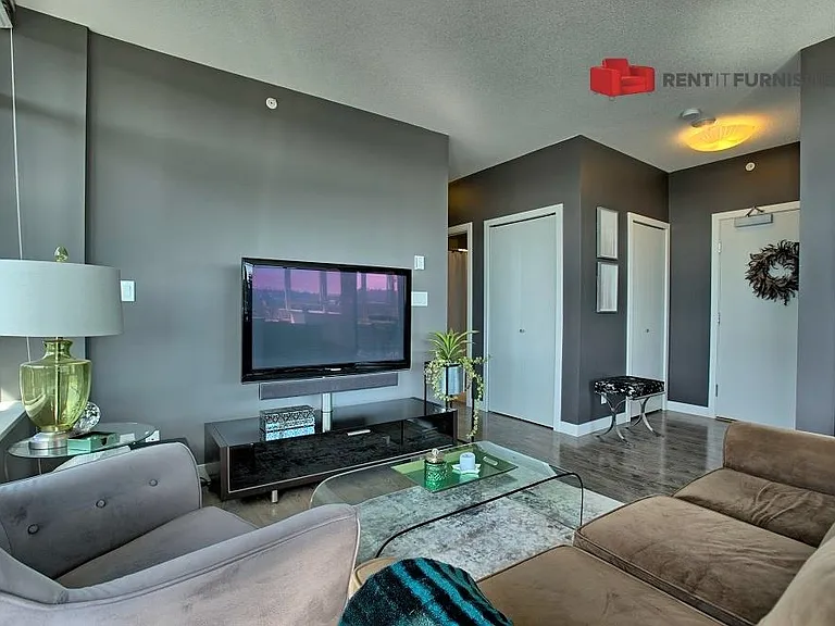 2788 Prince Edward St — Photo 3