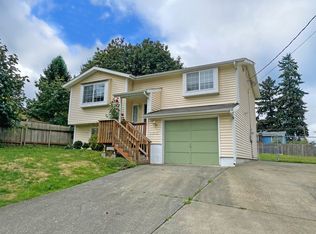 10202 8th Avenue Ct S, Tacoma, WA 98444