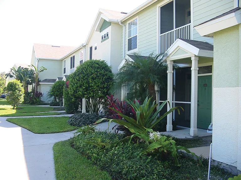 Springs at Palma Sola Apartments — Photo 23