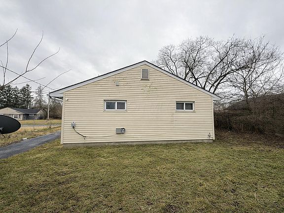 2nd image of 2224 Marcia Dr