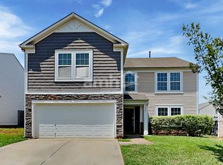 5421 Twin Brook Dr, Charlotte, NC 28269