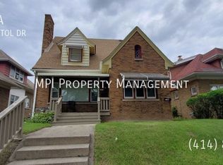 1216A W Capitol Dr, Milwaukee, WI 53206