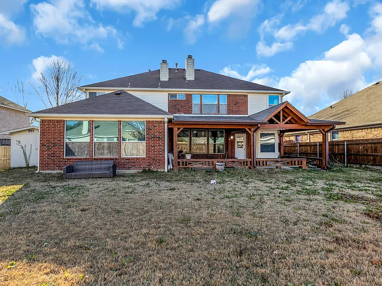 3010 Lena Dr — Photo 47