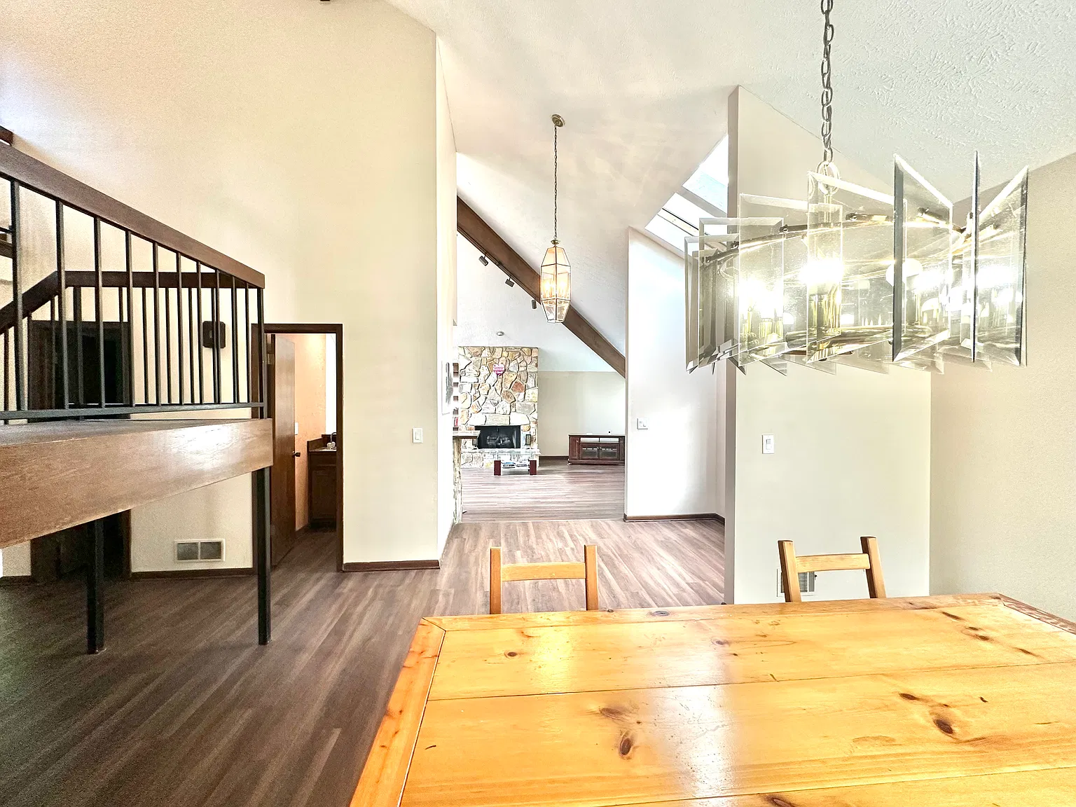 3 bed, 3044 sqft, $2,900 — Photo 4