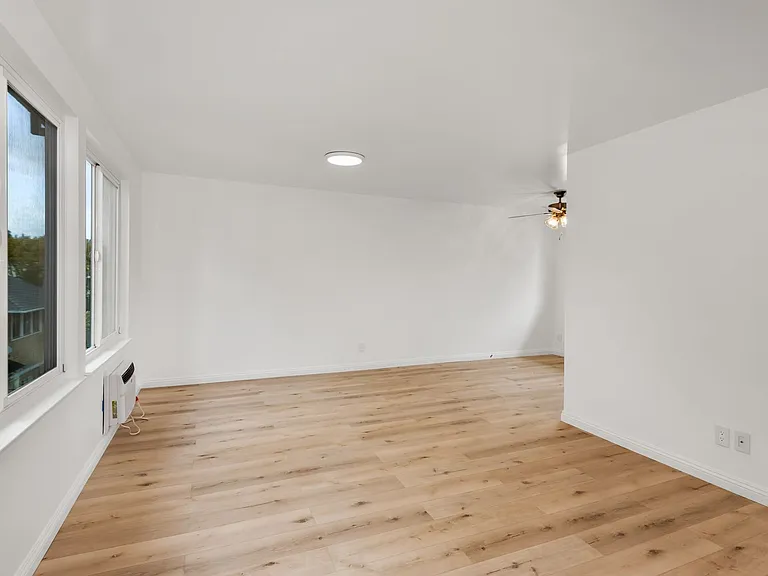 1625 S St Andrews Pl — Photo 14