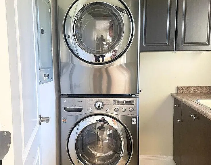 4460 Westminster Hwy #RENTAL — Photo 11