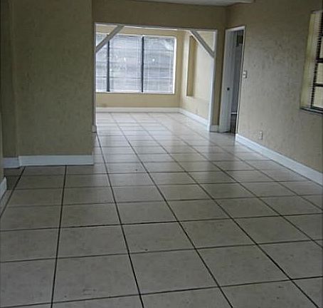 3rd image of 7303 NW 58th Ct