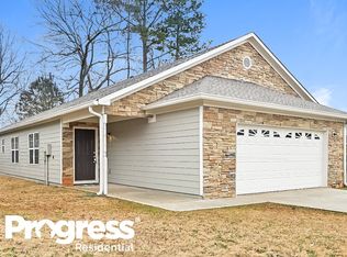 10940 Big Sky Dr, Hampton, GA 30228