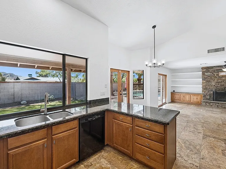 4319 E Lupine Ave — Photo 8