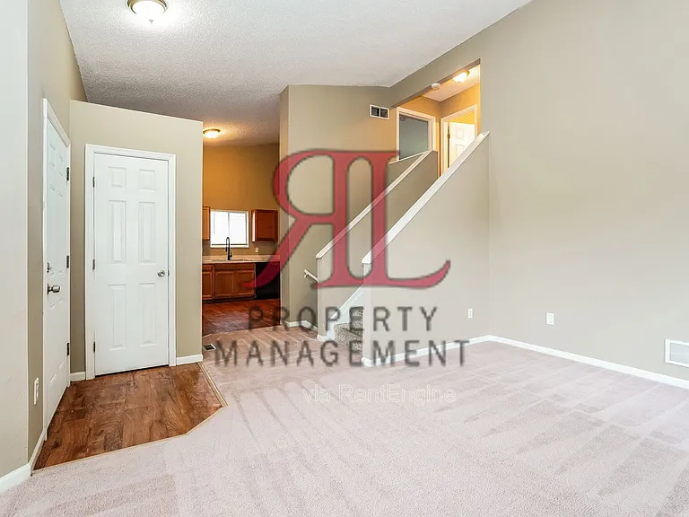 1640 Butterfly Ct — Photo 4