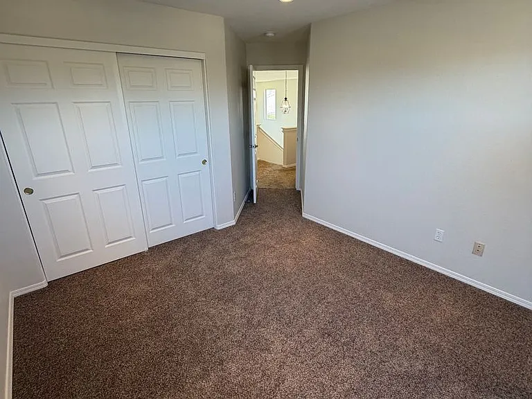 1810 Baylor Ln — Photo 19