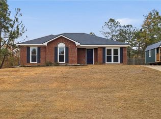 8 Pilgrim St, Fort Mitchell, AL 36856
