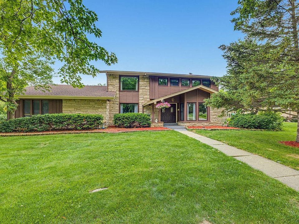 1st image of 5050 Spruce COURT