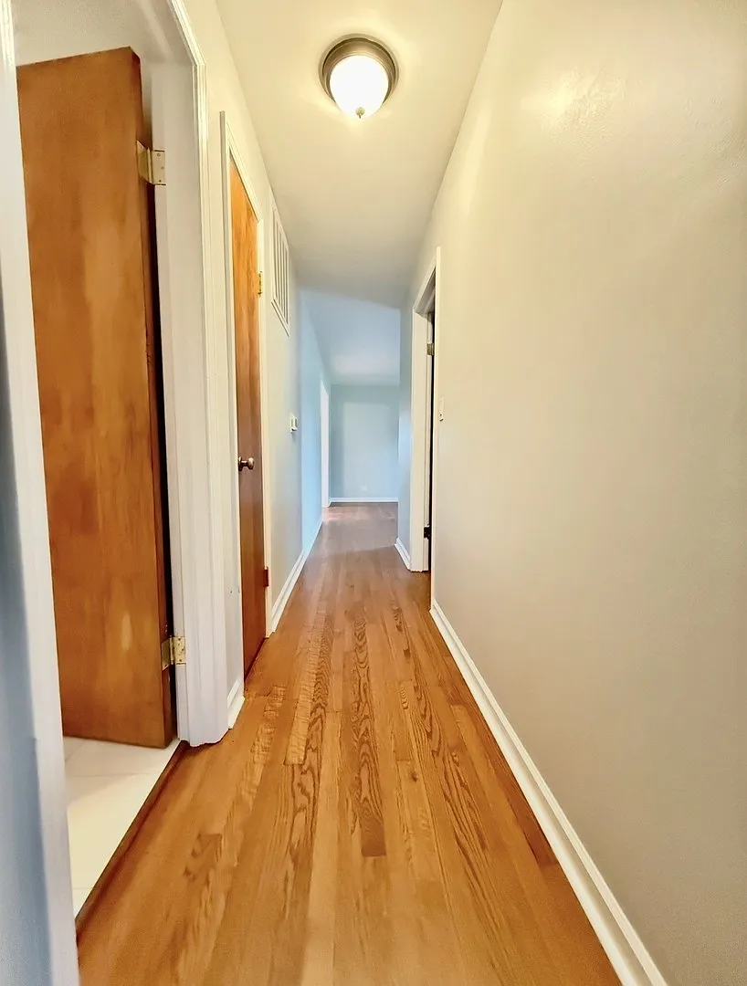 3 bed, 1660 sqft, $3,100 — Photo 4