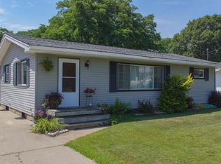 1615 N Getty St, Muskegon, MI 49445