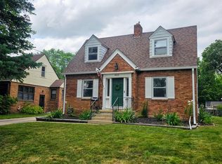 4615 Beaver Crest Dr, Des Moines, IA 50310