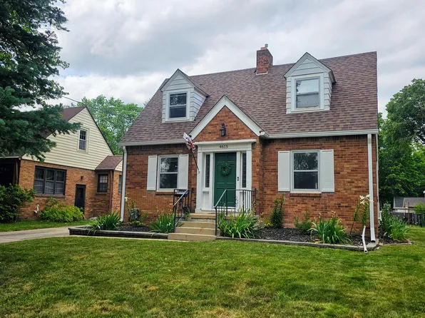 4615 Beaver Crest Dr, Des Moines, IA 50310