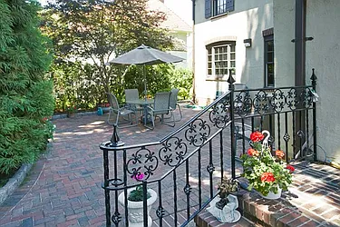 Sold by Madeleine Realty Ltd.