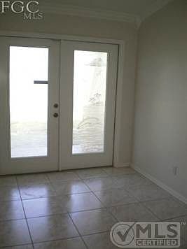 3rd image of 306 SW 39th Ter