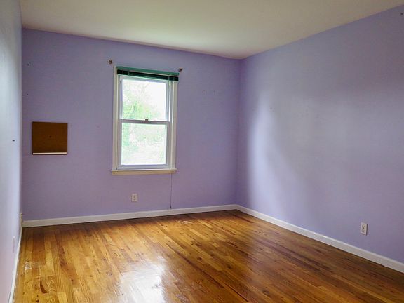 5th image of 458 Highland Ave Floor 2