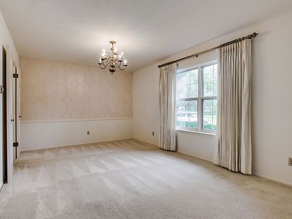 5th image of 739 Brentwood Ln