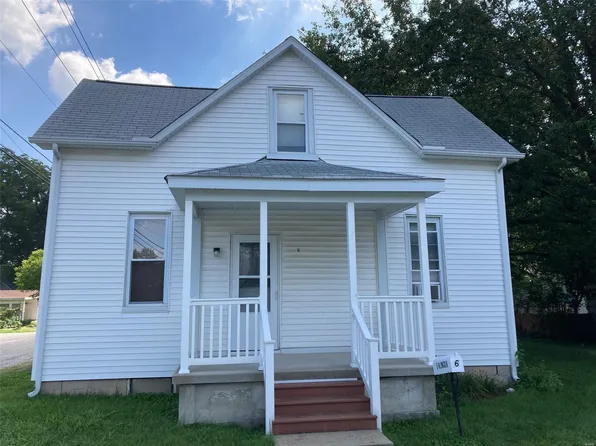 6 N Lincoln St, New Baden, IL 62265