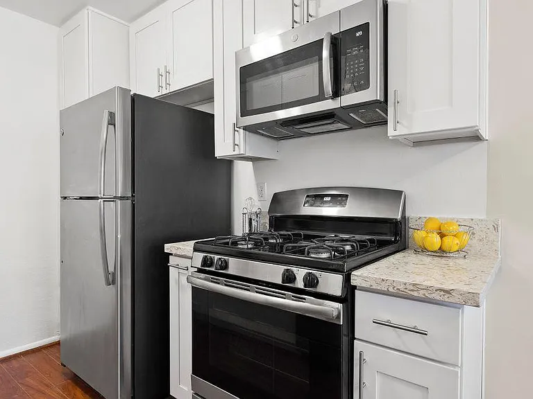 Casa De Marina Apartments — Photo 29