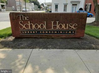 133 W Locust St APT 204, Mechanicsburg, PA