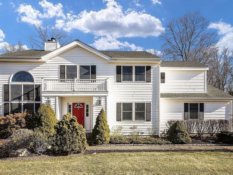 2852 farm walk rd, Yorktown heights  ( 002 OF 32 ).JPG