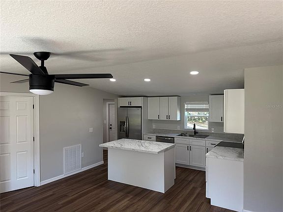 2nd image of 6428 FERNWOOD DRIVE