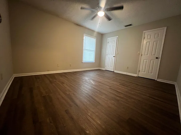 200 Merrywood Dr — Photo 16