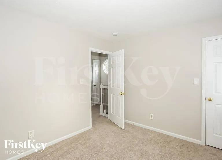 3420 Fortis Ln — Photo 10