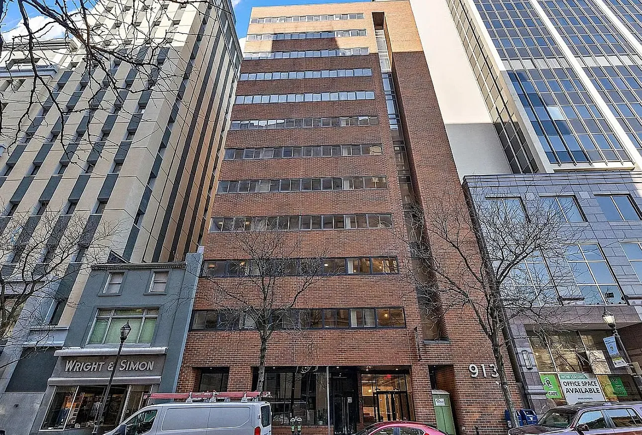 Market View Residences — Photo 4