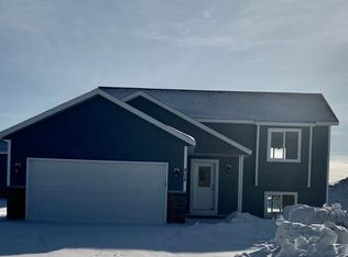 808 5th St NE, Rice, MN 56367