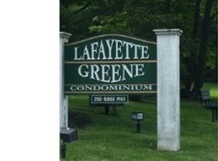 250 Ridge Pike APT 133A, Lafayette Hill, PA 19444