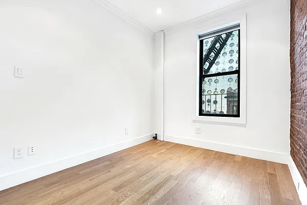 Rented by Compass | media 6