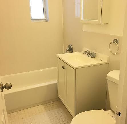 5th image of 350 Sterling St APT 3L