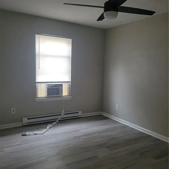 9628 10th Bay St #10 — Photo 15