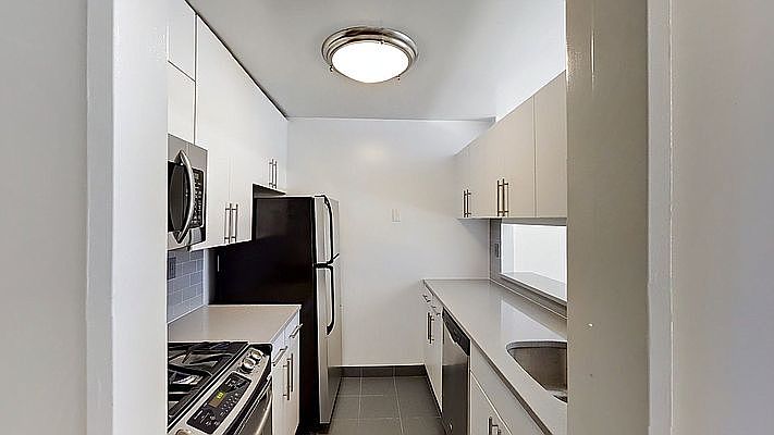 1st image of 260 W 52nd St APT 18A
