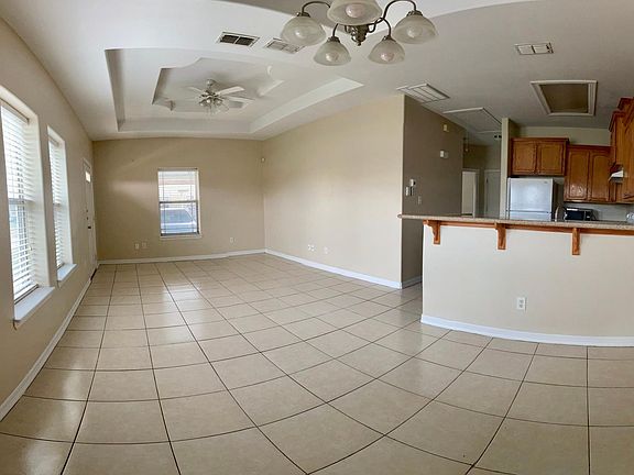 5th image of 3103 Scotland Dr APT 1