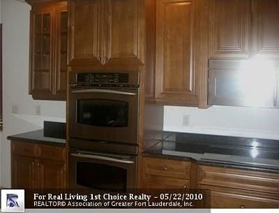 4th image of 7610 Old Thyme Ct #11C
