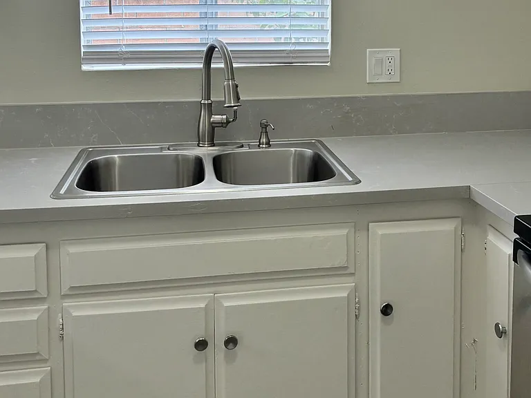Lampson Park Homes — Photo 31