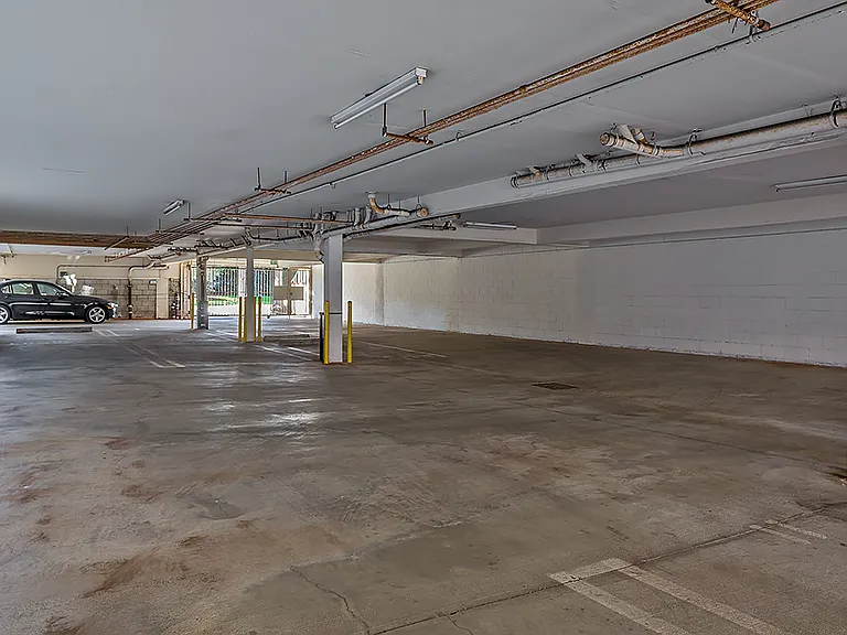 1216 S Corning St — Photo 73
