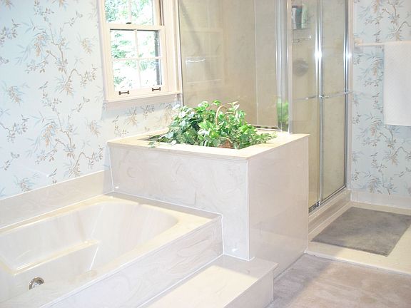 Luxury Master Bath with whirlpool tub & sep. shower!